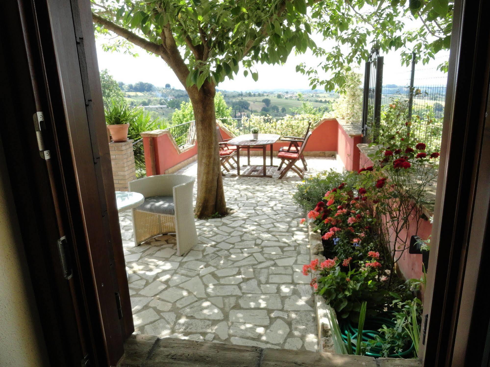Casa Vacanza Spirito Libero Pianello  Eksteriør billede